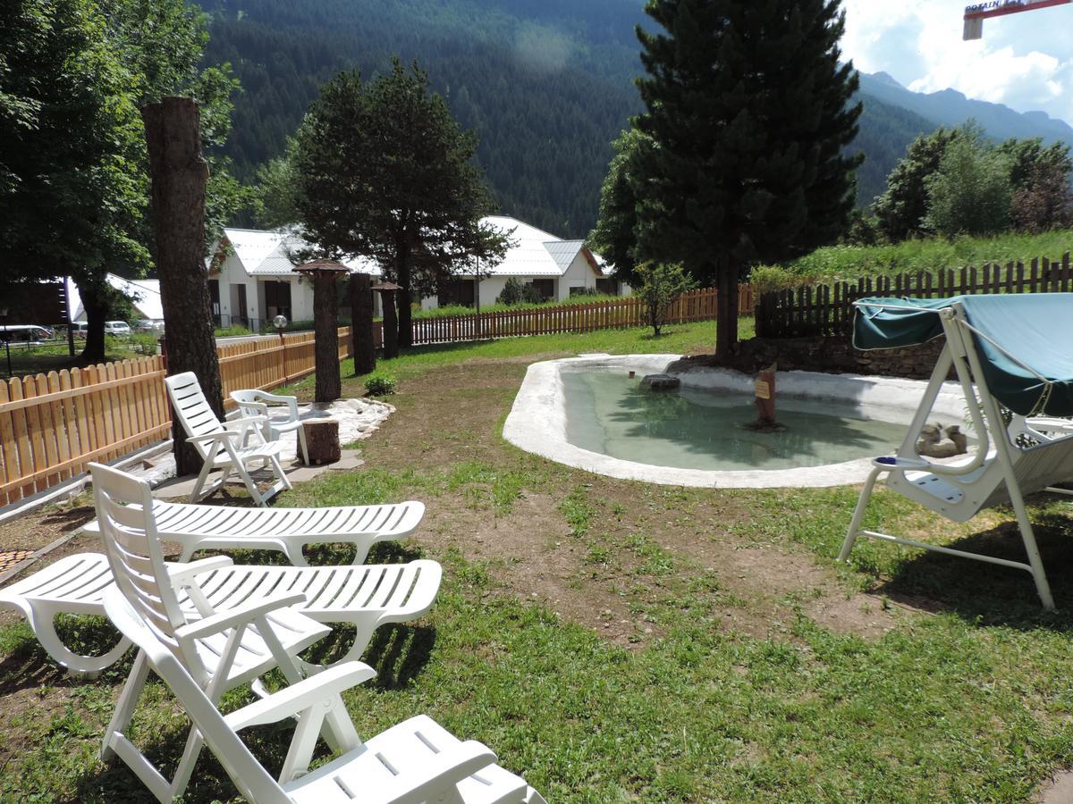 Hotel Montana Pozza di Fassa Exterior photo